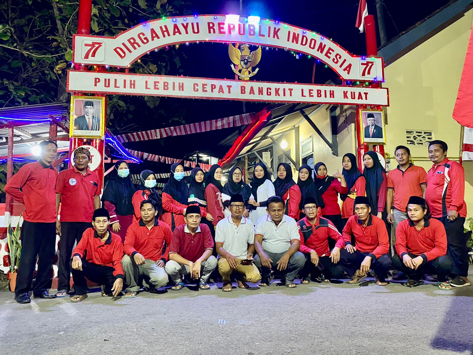 Perkuat Ekonomi dan Jaga Kelestarian Pesisir Pantai Bahak, Koramil Tongas Kawal dan Amankan Kegiatan Relawan Bakti BUMN